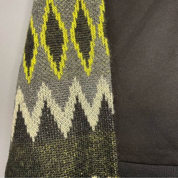 Central Park West | Black Hoodie Sweater Arms zig zag - Picture 6 of 10